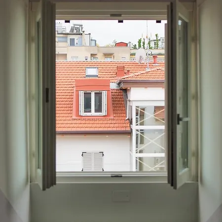 Apartment Settala 19-by Yoof *
